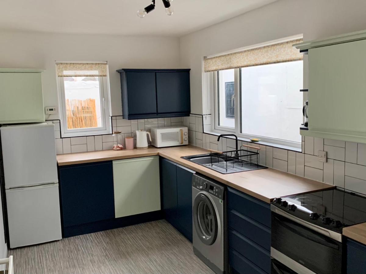 Villa La Brisa-Fully Refurbished, Perfect Local Portrush Exterior foto